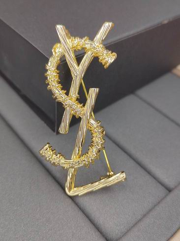 YSL Brooch 04lyh94